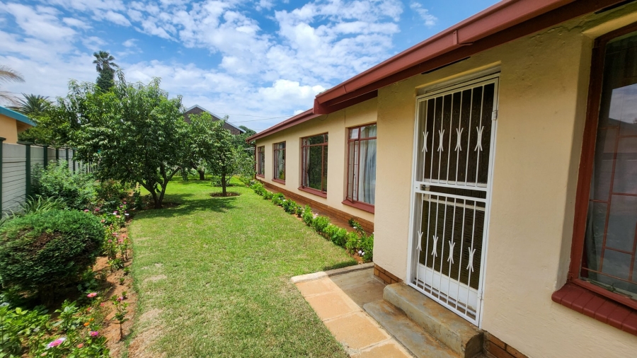 3 Bedroom Property for Sale in Stilfontein Ext 4 North West